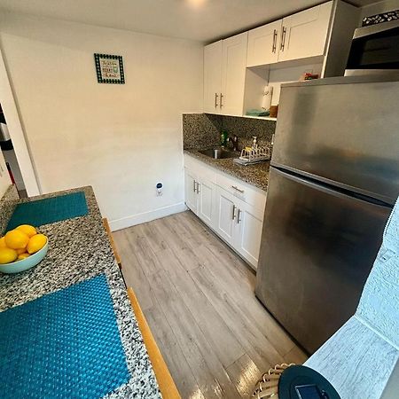 Nice Queen Bedroom - Best Location In Miami - Luggage Storage Service, Parking And Laundry Exteriör bild