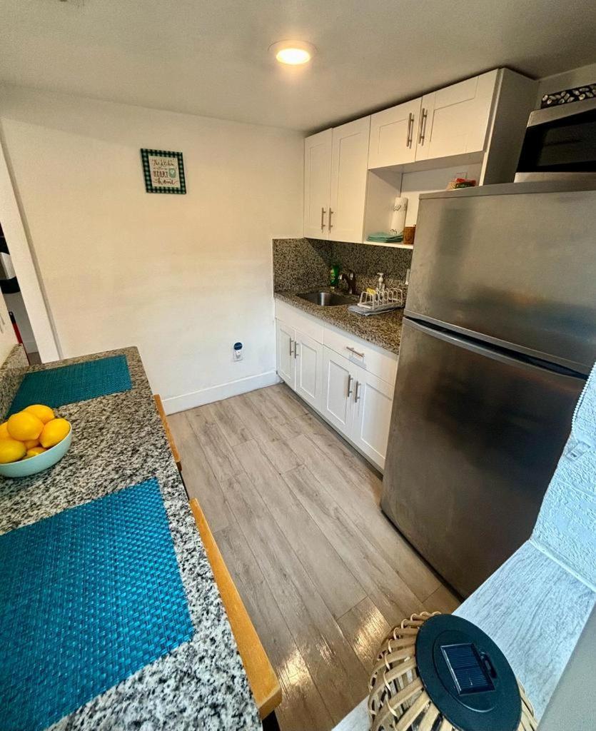 Nice Queen Bedroom - Best Location In Miami - Luggage Storage Service, Parking And Laundry Exteriör bild