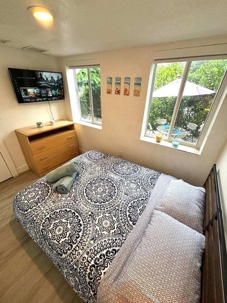 Nice Queen Bedroom - Best Location In Miami - Luggage Storage Service, Parking And Laundry Exteriör bild